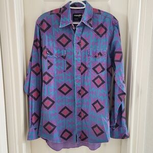 Vintage Wrangler Brushpopper Western Shirt With an Aztec-Style pattern